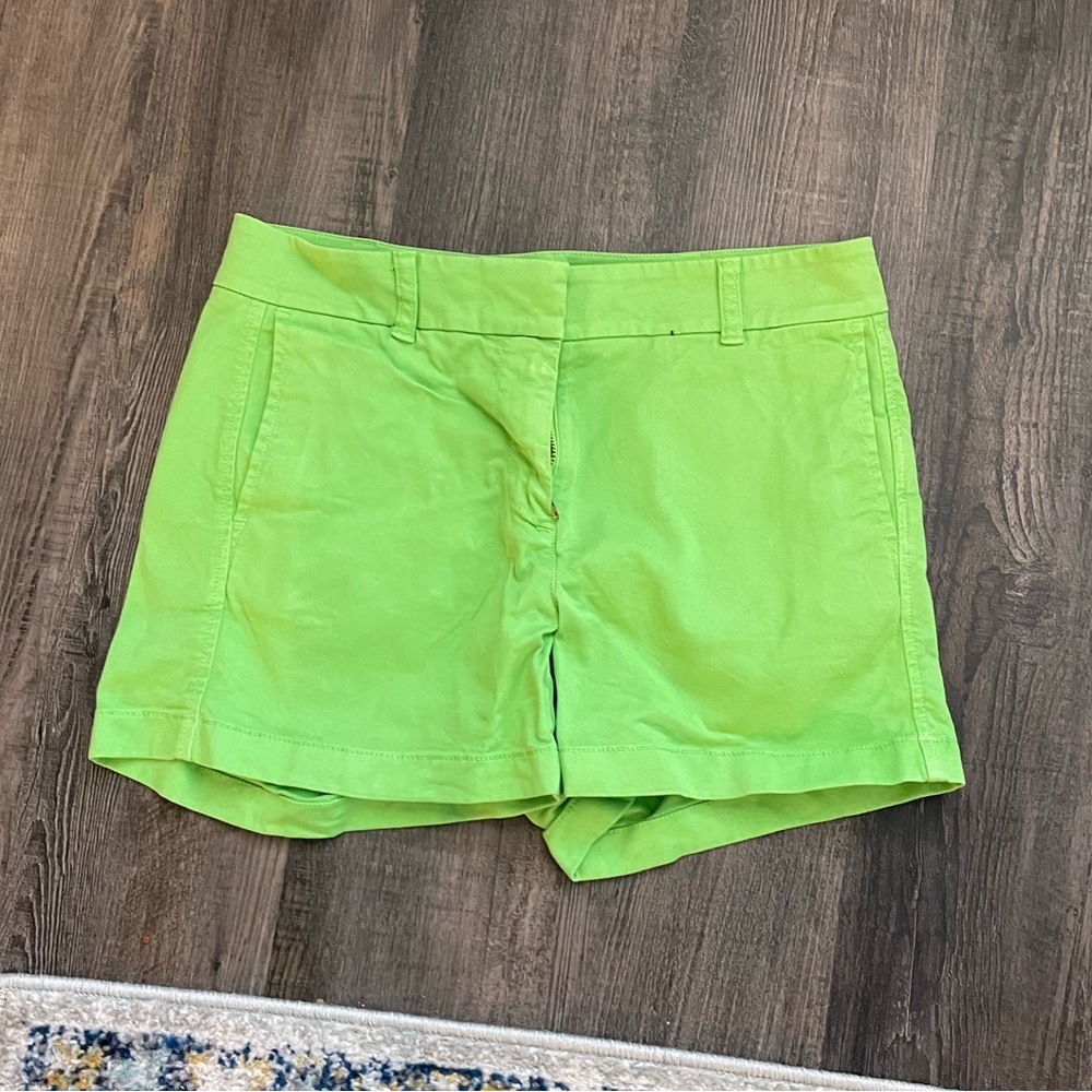 Jcrew chino shorts size 2(4”)
